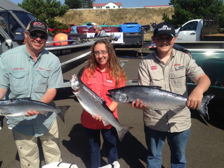 family fishing small
